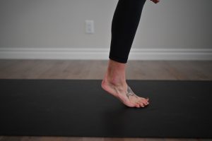 close up of a foot in a calf raise
